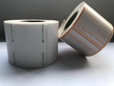 不干胶标签这样使用光油，效果超乎你想象。